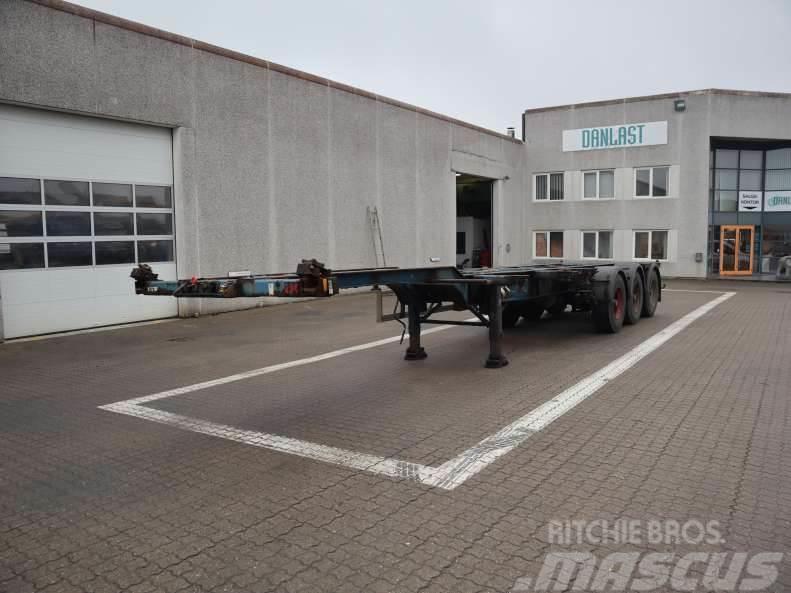 HFR Containerchassis Konteinerveo poolhaagised