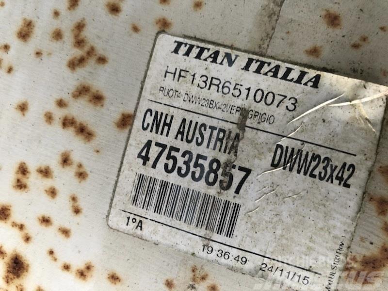 Titan 23x42 10 huls fra NH T7.315 Rehvid, rattad ja veljed
