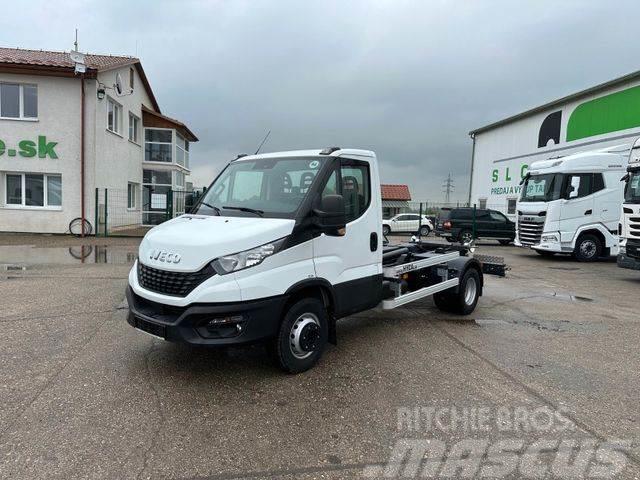 Iveco 70C18 for containers 4x2 EURO 6 vin 435 Konksliftveokid