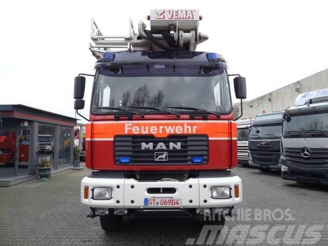 MAN FE410 6X6/ Vema Lift 32 Meter/ Feuerwehr Auto korvtõstukid