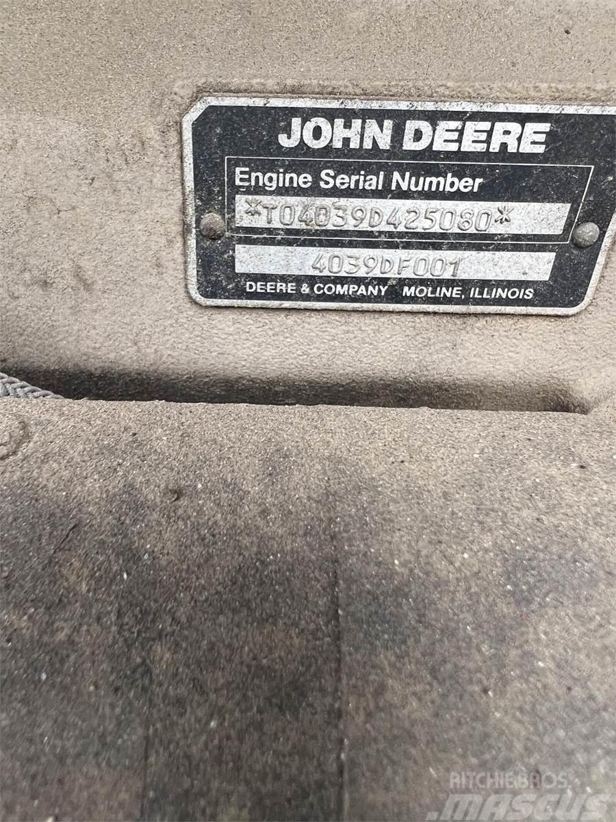John Deere 4039D Mootorid