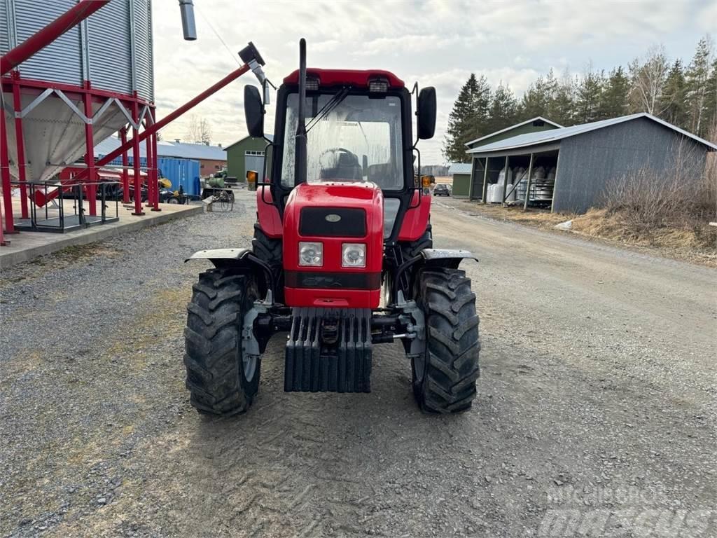 Belarus 952.3 NYT SIISTI 4WD SOPIVASTI Traktorid