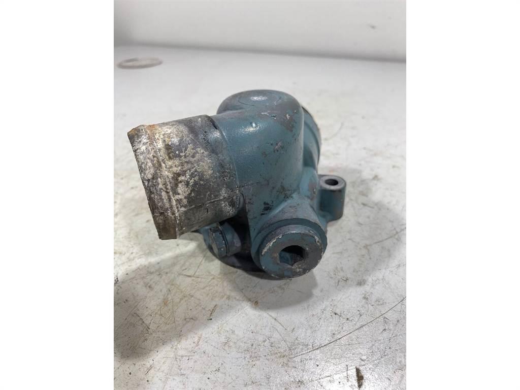 Deutz spare part - cooling system - thermostat housing Muud osad