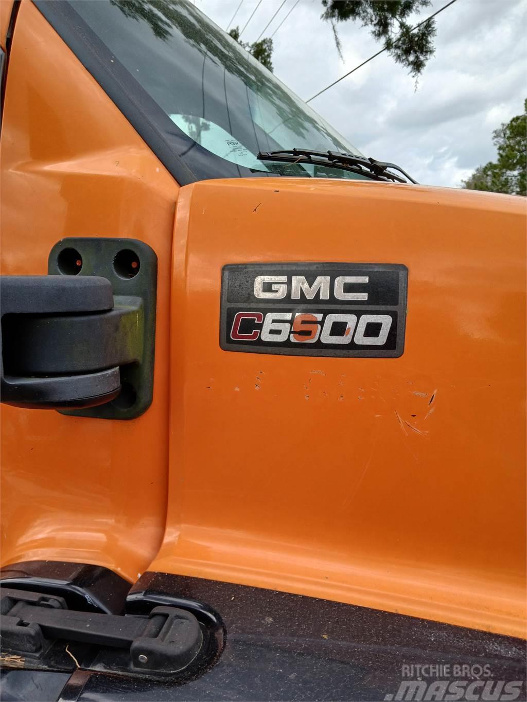 GMC C6500 Hakkeveokid