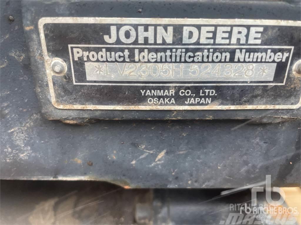 John Deere 2305 Kompakttraktorid