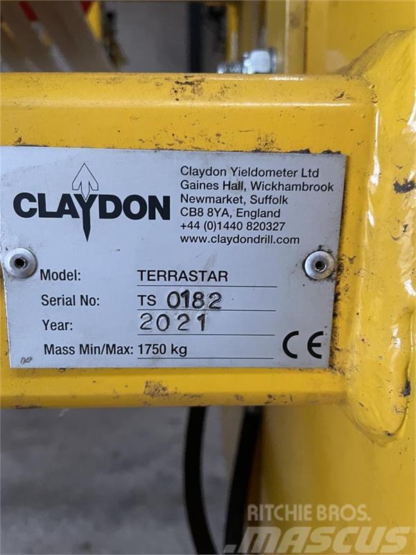 Claydon Terrastar 6m, Spaderulleharve med APV spreder. Äkked