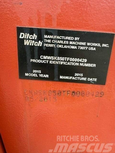 Ditch Witch SK850 Kompaktlaadurid