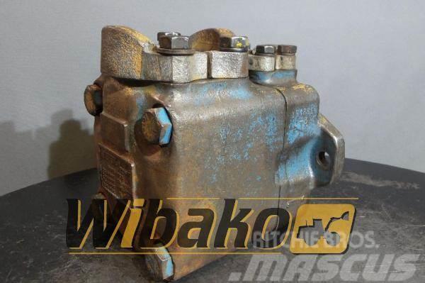 Vickers Hydraulic pump Vickers 45VQ50A11C2 Buldooserid